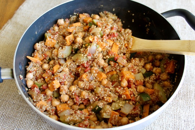 One Pot Tandoori Spiced Quinoa and Veggies